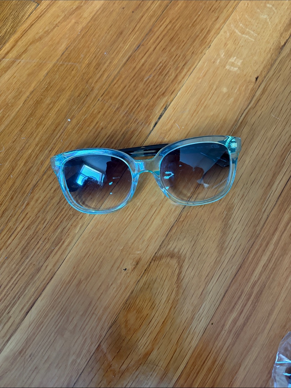 Kate Spade Blue Sunglasses either box - Picture 3 of 4